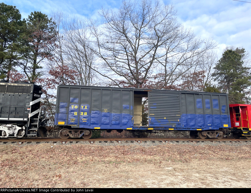 Side view of Boxcar # 628 on the Delaware & Raritan River TFT Train